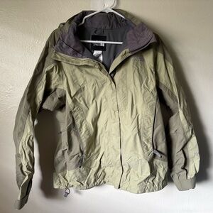 The North Face Women's Green HyVent Ski Jacket